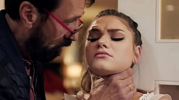 سكس استغلال مترجم السائحة المراهقة